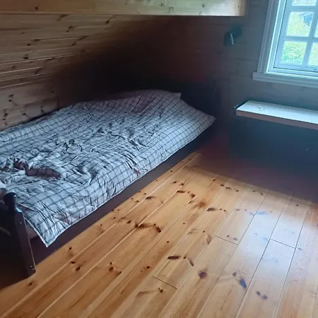 Semesterbostad I Myrkdalen Helgatun