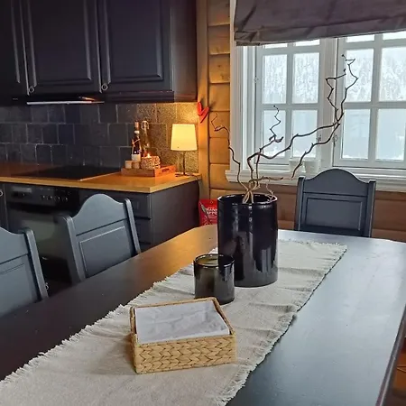 I Myrkdalen Semesterbostad Helgatun