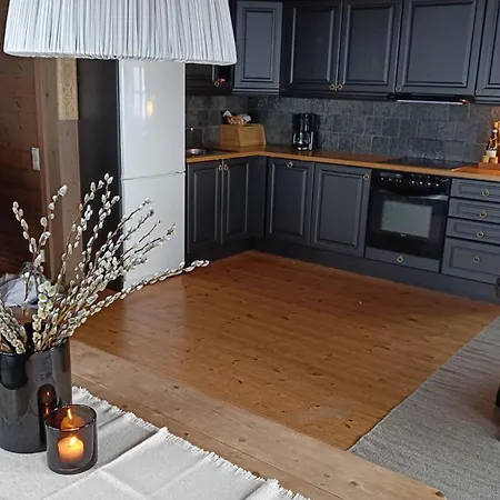 I Myrkdalen Helgatun