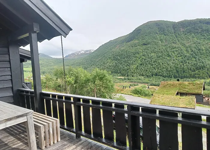 I Myrkdalen Helgatun